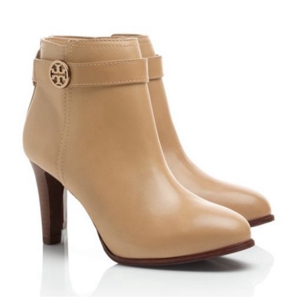!!!EUC!!! Tory Burch tan leather Bristol ankle booties